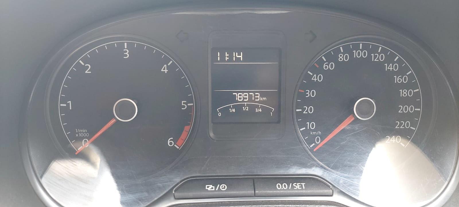 Volkswagen Ameo(2016-2019) Highline 1.2l (p)